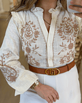 CAMISA BEGE COM BORDADOS 