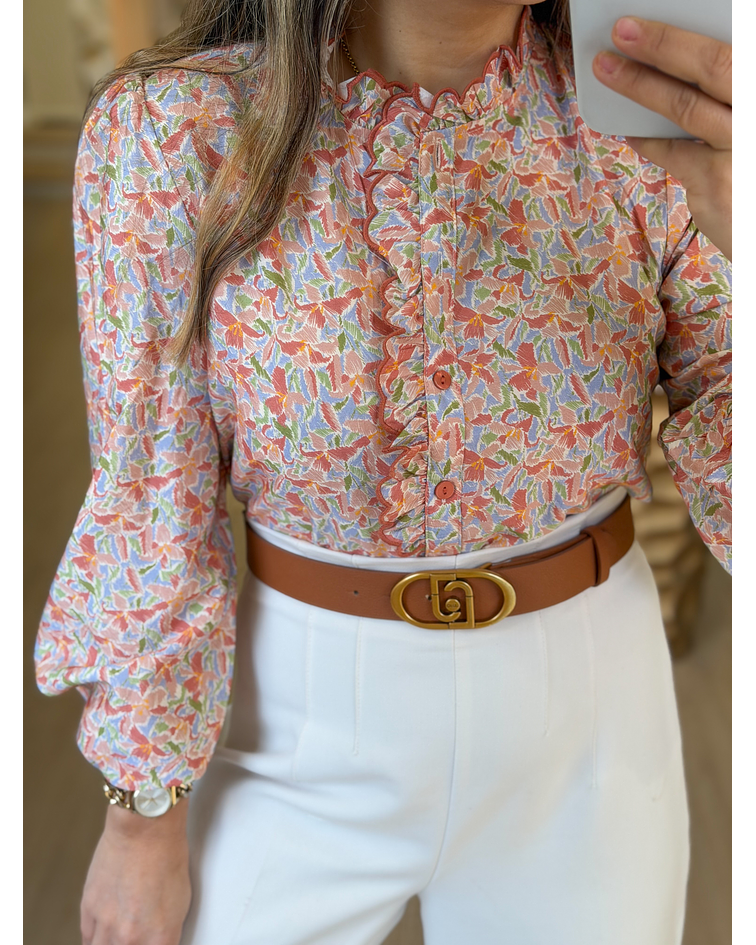 BLUSA FLORAL COM FOLHO