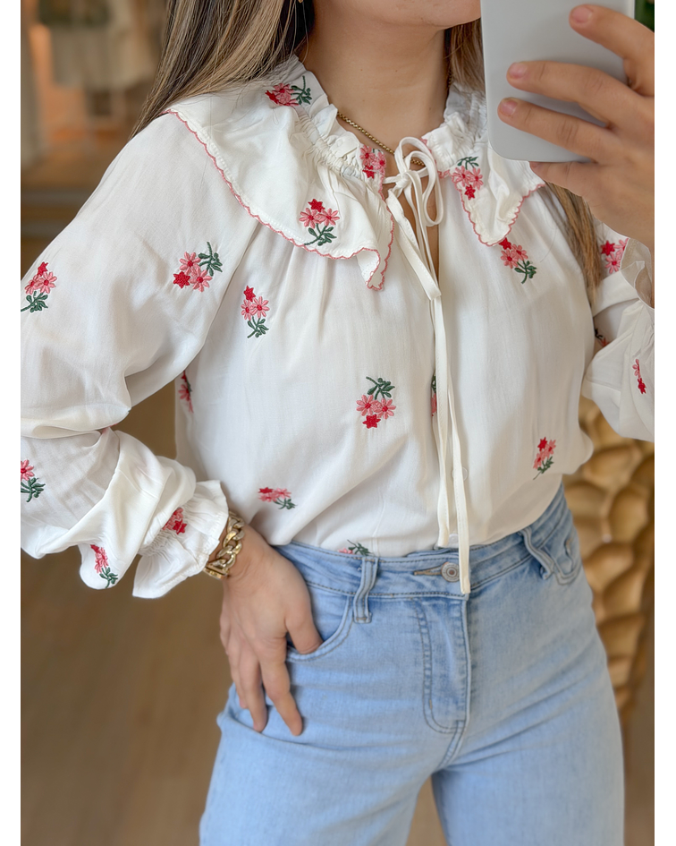 CAMISA FLORES BORDADAS 