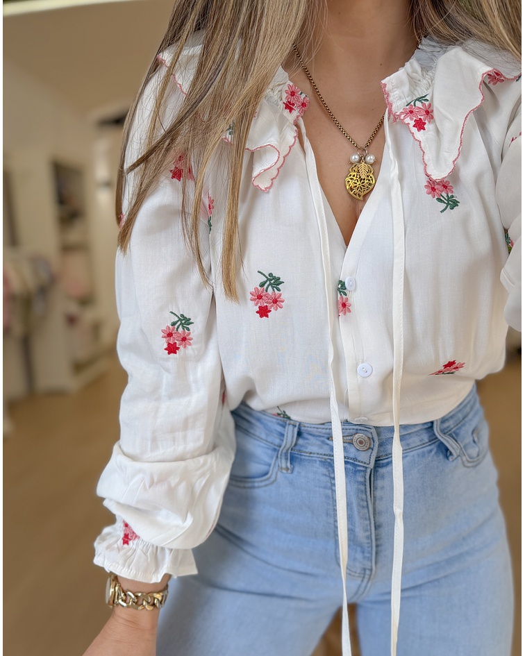 CAMISA FLORES BORDADAS 
