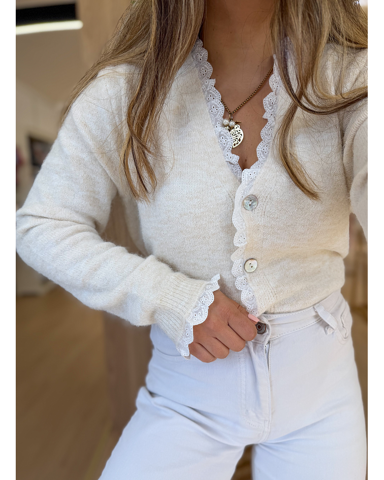 CARDIGÃ MALHA COM BORDADO