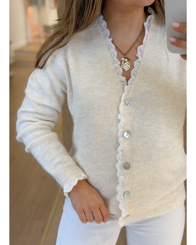 CARDIGÃ MALHA COM BORDADO