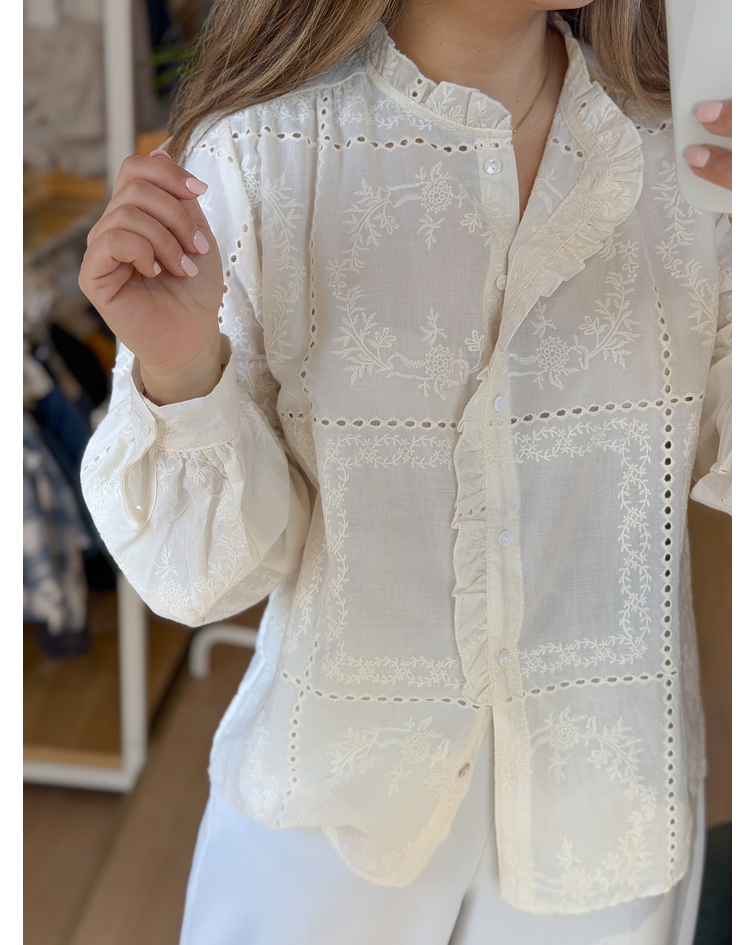 CAMISA BORDADA BEGE