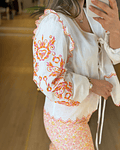 CAMISA BRANCA COM BORDADOS