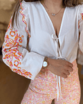 CAMISA BRANCA COM BORDADOS