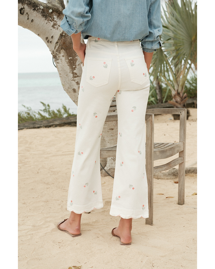 JEANS BORDADOS FLORAIS 