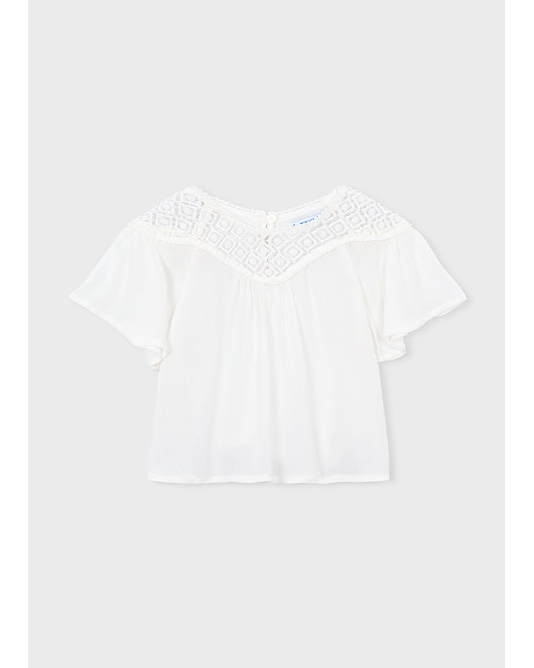 Blusa guipura combinada