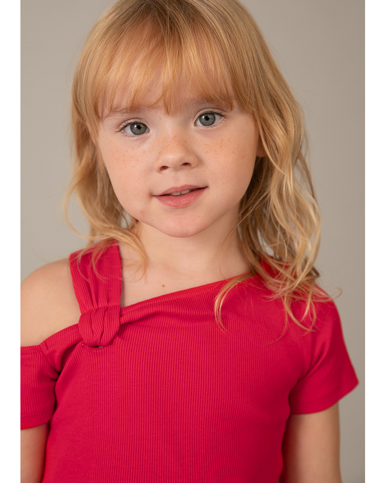 T´shirt assimetrica