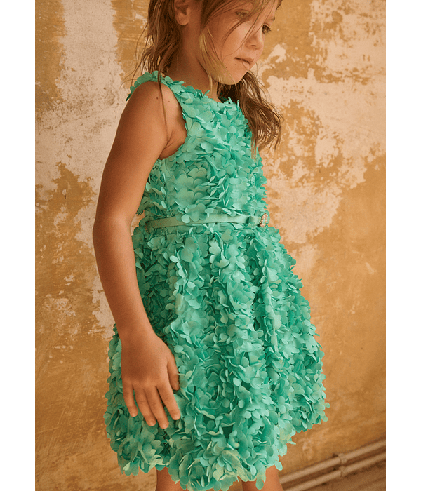 Vestido volumoso  flores 3d