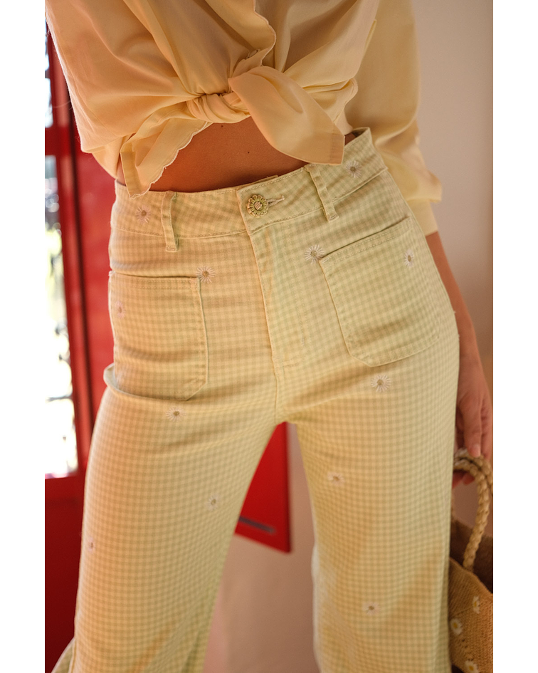 JEANS VICHY COM BORDADOS