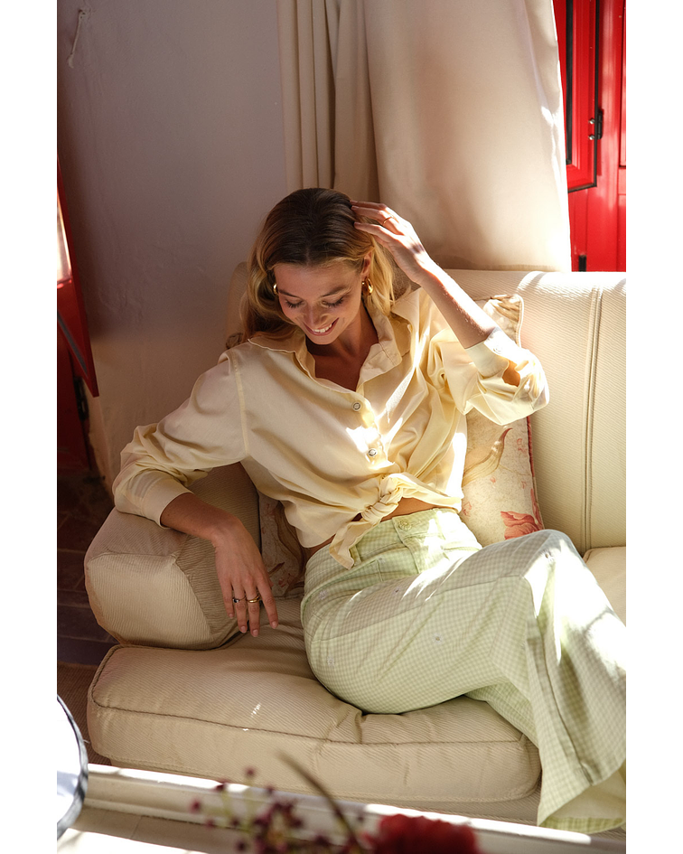 JEANS VICHY COM BORDADOS