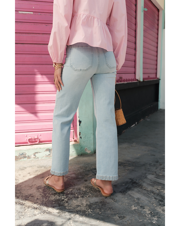 JEANS GANGA COM BORDADOS 