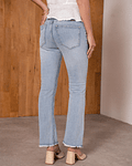 JEANS FLARE COM FRANJINHA 
