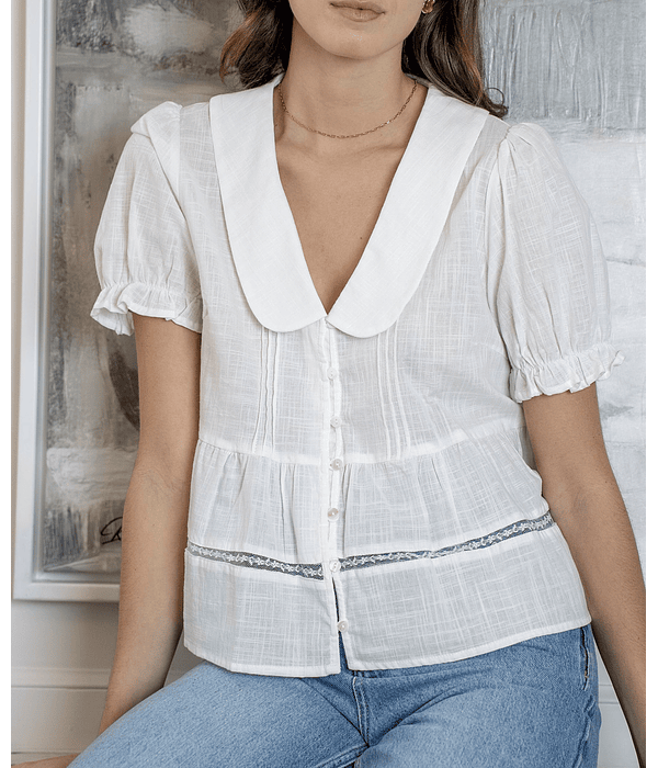 BLUSA COM GOLA BEBÉ