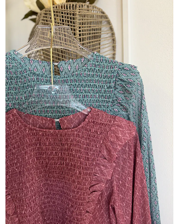 BLUSA ESTAMPADA FAVO DE MEL