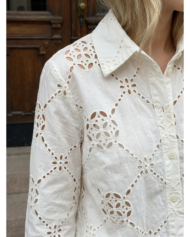 CASACO BORDADO ALICE