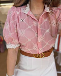 CAMISA ROSA COM BORDADOS