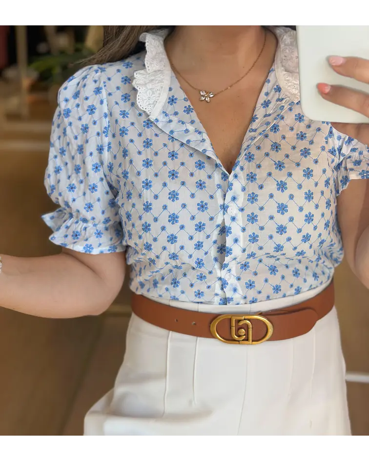 CAMISA ROSA COM BORDADOS 