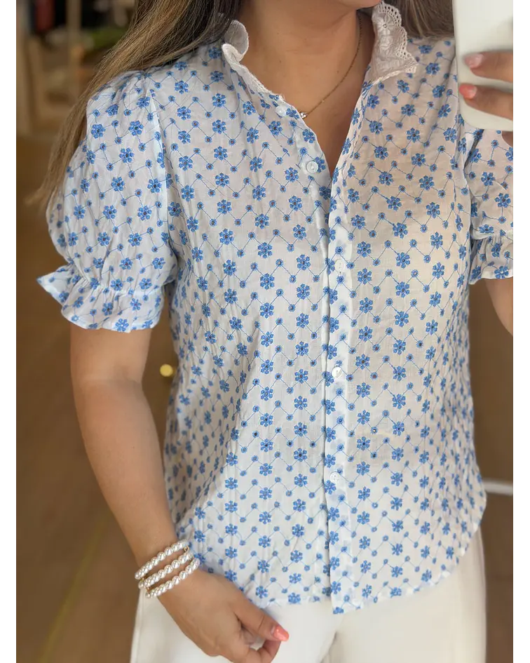 CAMISA ROSA COM BORDADOS 