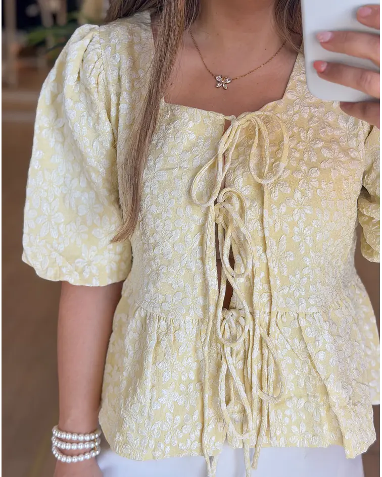 CAMISA COM MANGA BALÃO 