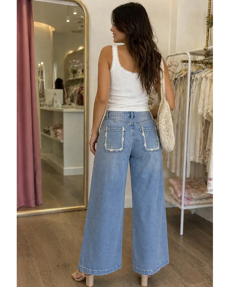 JEANS GANGA COM BORDADOS 