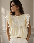 BLUSA BORDADA RISCAS