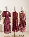 VESTIDO ESTAMPADO COM LAÇADA 
