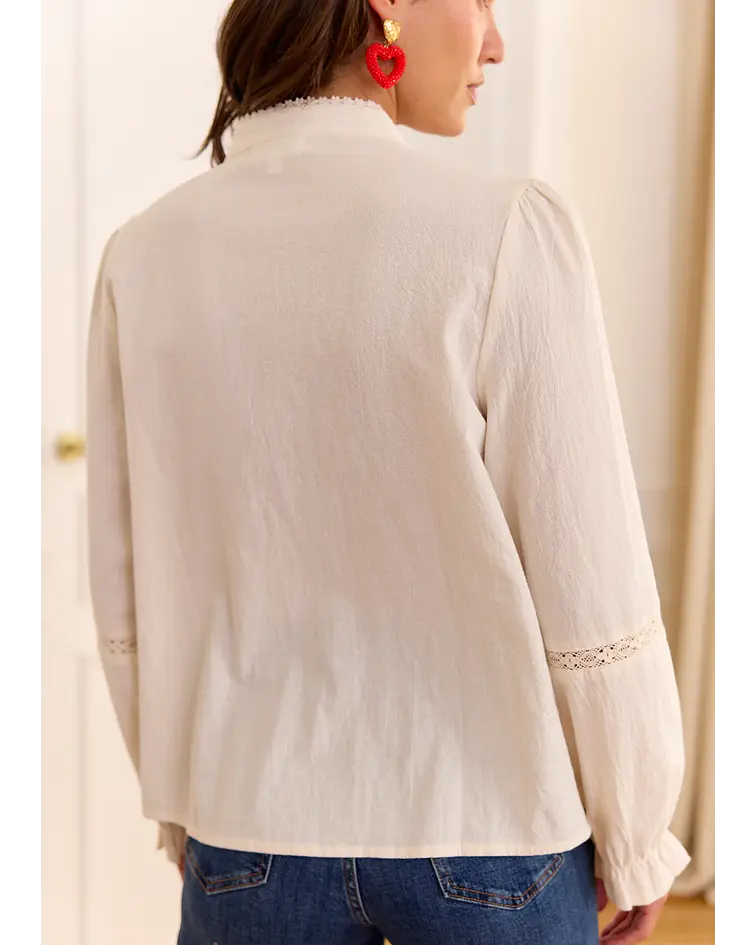 CAMISA BEGE BORDADOS