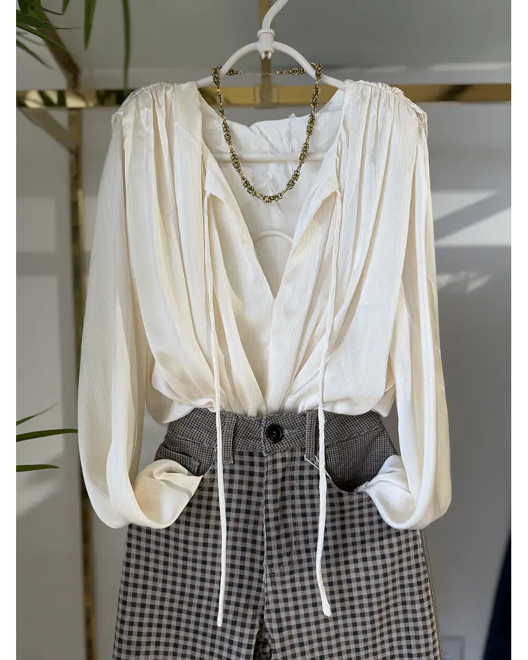BLUSA CETIM CRU