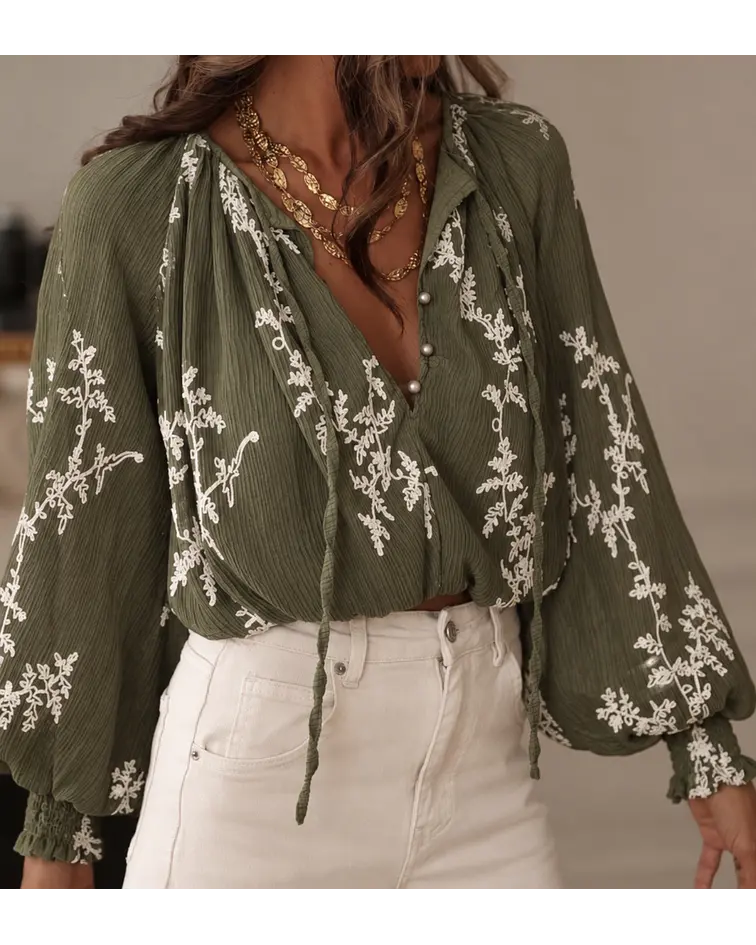 BLUSA BORDADOS VERDE