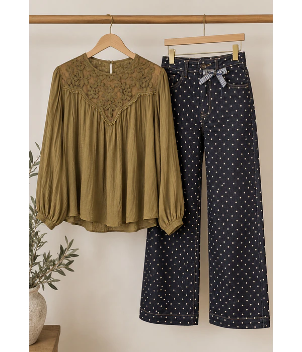 BLUSA ACETINADA VERDE OLIVA