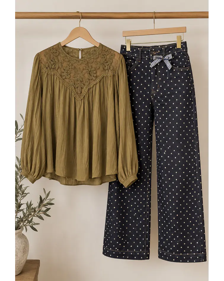 BLUSA ACETINADA VERDE OLIVA