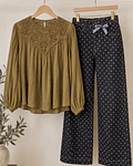 BLUSA ACETINADA VERDE OLIVA