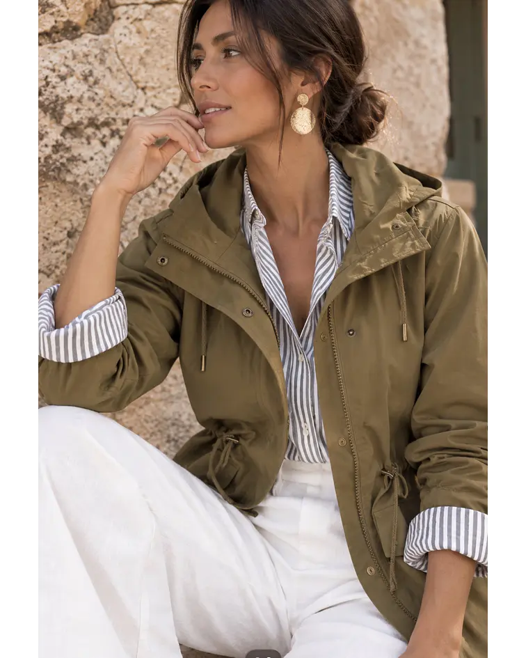 PARKA  COM CAPUZ