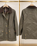 PARKA TIPO ENCERADA VERDE