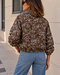 BOMBER COM BORDADOS CASTANHO