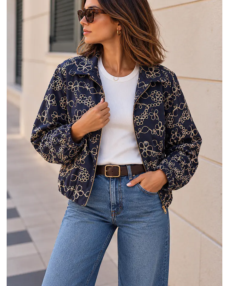 BOMBER COM BORDADOS AZUL