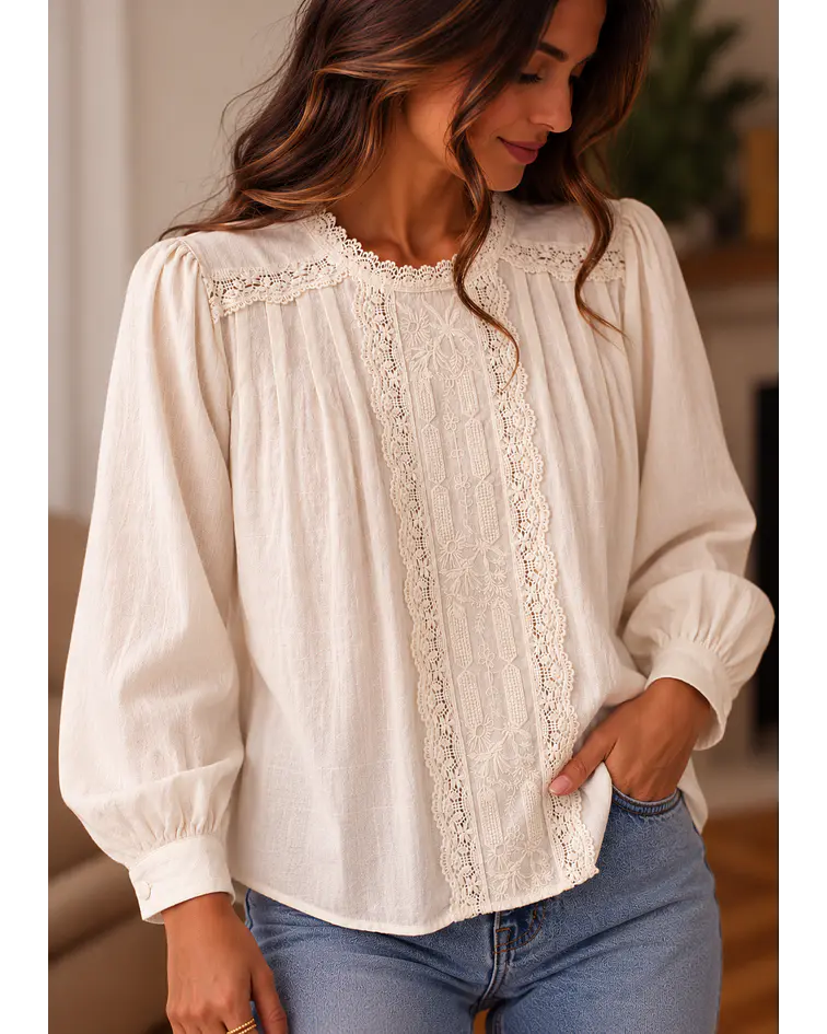BLUSA BORDADA BEGE  