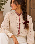 CAMISA COM BORDADOS BORDÔ