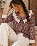 CAMISA COM BORDADOS BORDÔ 