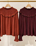 BLUSA COM TACHAS
