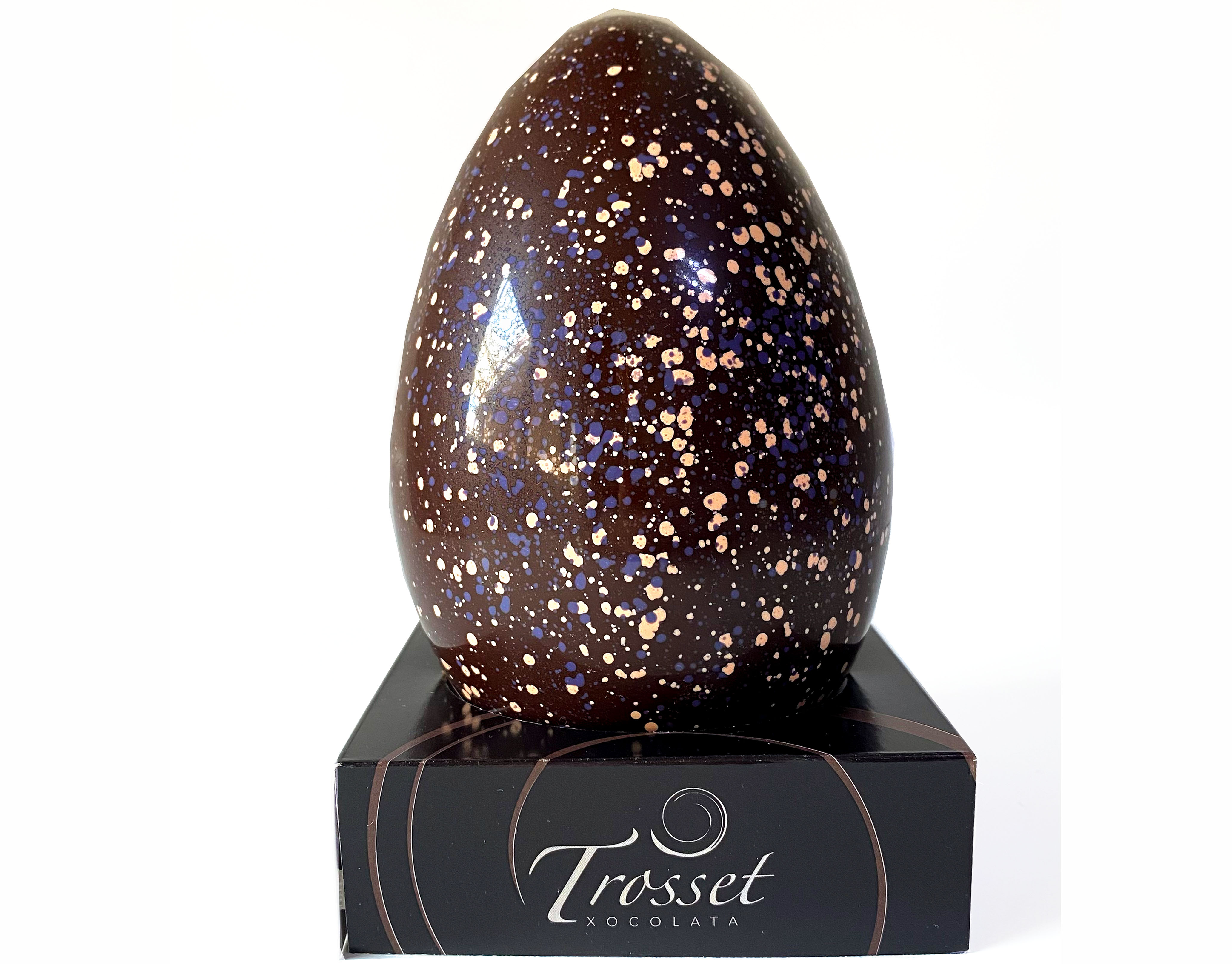 Huevo grande de chocolate bitter relleno 