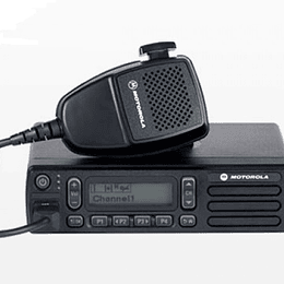 Móvil Motorola digital DEM400 VHF, 64 Canales, 25W