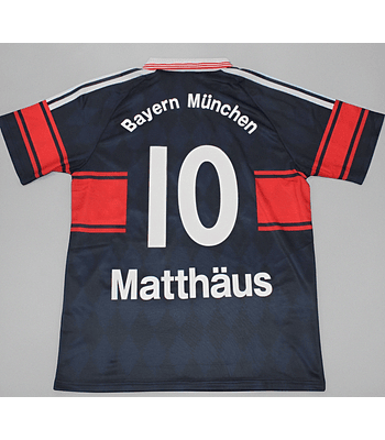 Matthaus 10 - Bayern Home 1997/99 