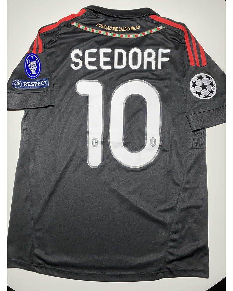 Seedorf 10 - Milan Third Kit 2011-12 Champions League 