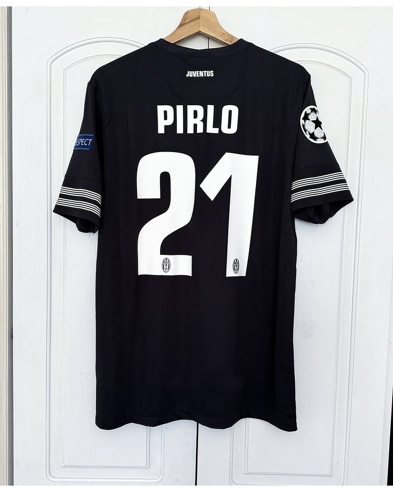 Pirlo 21 - Juventus 2012/13 Champions League