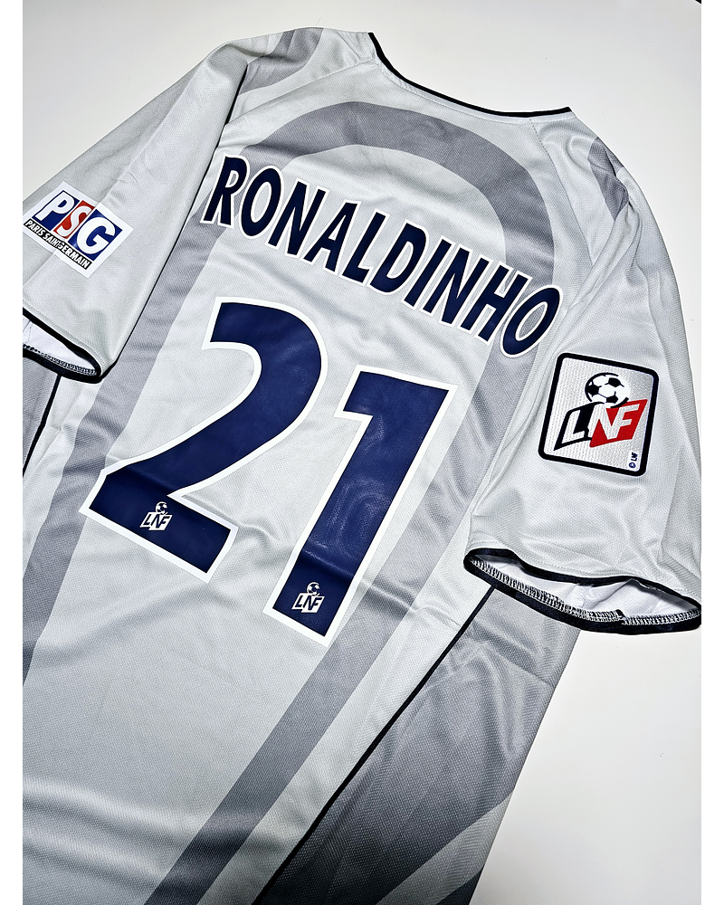 Ronaldinho PSG Away 2001/02 Ligue 1
