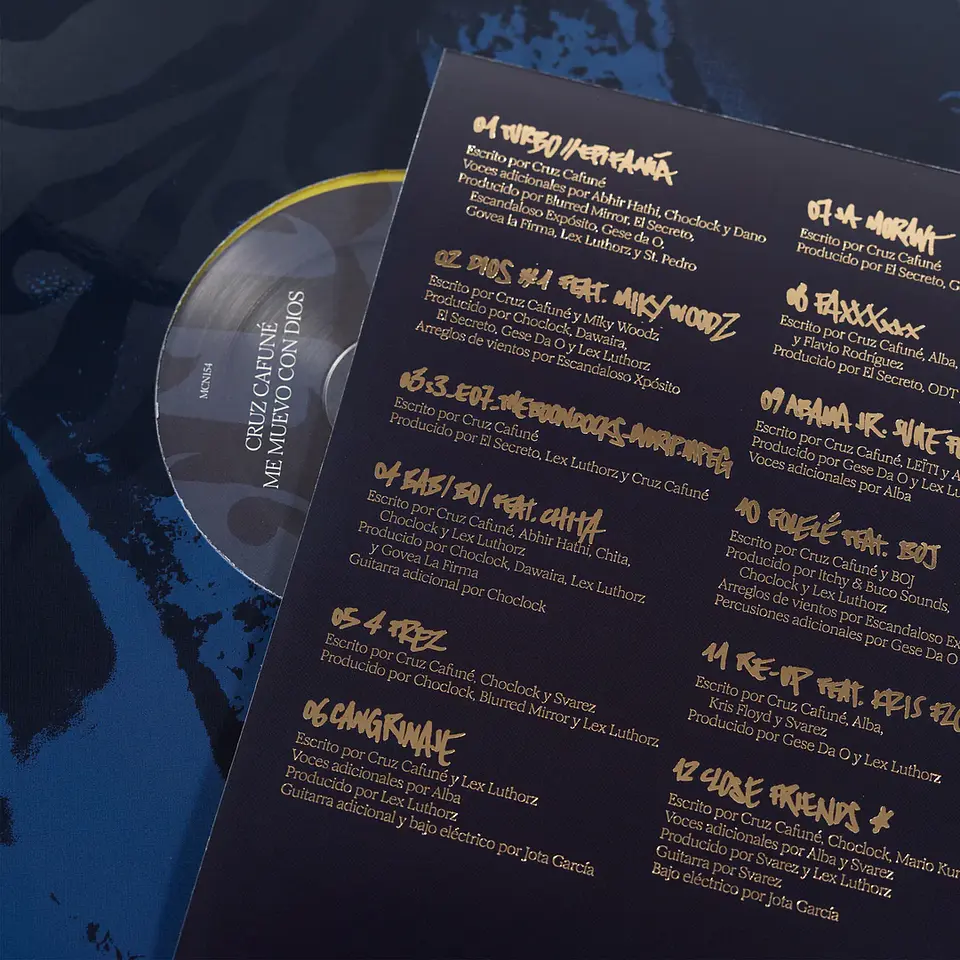 Cruz Cafuné – Me Muevo Con Dios Special Edition, Record Store Day (Black Edition). Vinilo Marble 3