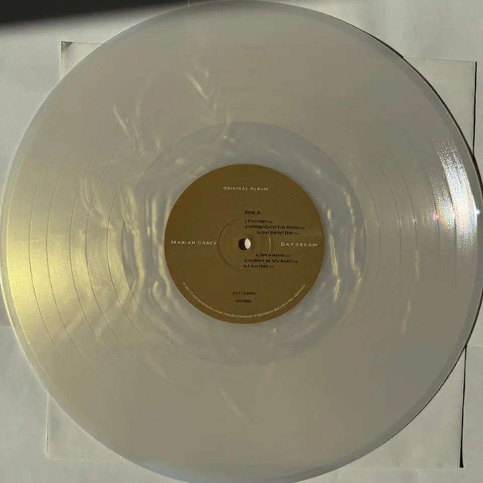 Mariah Carey | Daydream | Vinilo triple LP dorado iridiscente | 2026 4