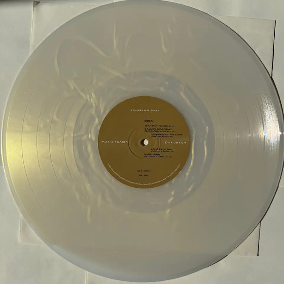 Mariah Carey | Daydream | Vinilo triple LP dorado iridiscente | 2026 5